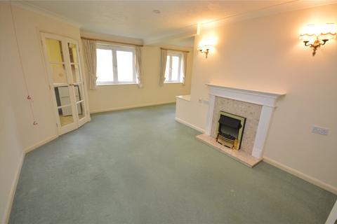 1 bedroom apartment for sale, Old Bedford Road, Luton, Bedfordshire, LU2