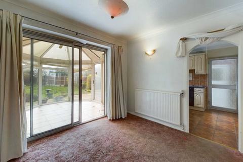 2 Brickmakers Lane, Hemel Hempstead, HP3 8NY