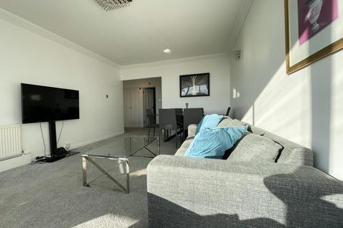 3 bedroom flat to rent, Quadrangle Tower, Cambridge Square, London W2