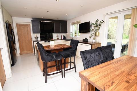 5 bedroom detached house for sale, Lodge Field Road, Chestfield, Whitstable