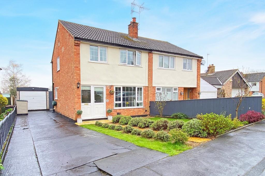 Woodpark Drive, Knaresborough 3 bed semidetached house £325,000