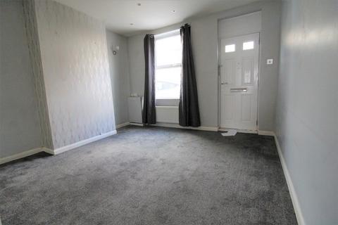 2 bedroom terraced house to rent, Waterworks Street, Gainsborough