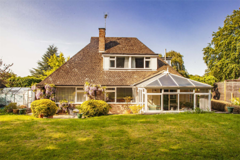 8 Pennypiece, Goring, Reading, RG8 9BY