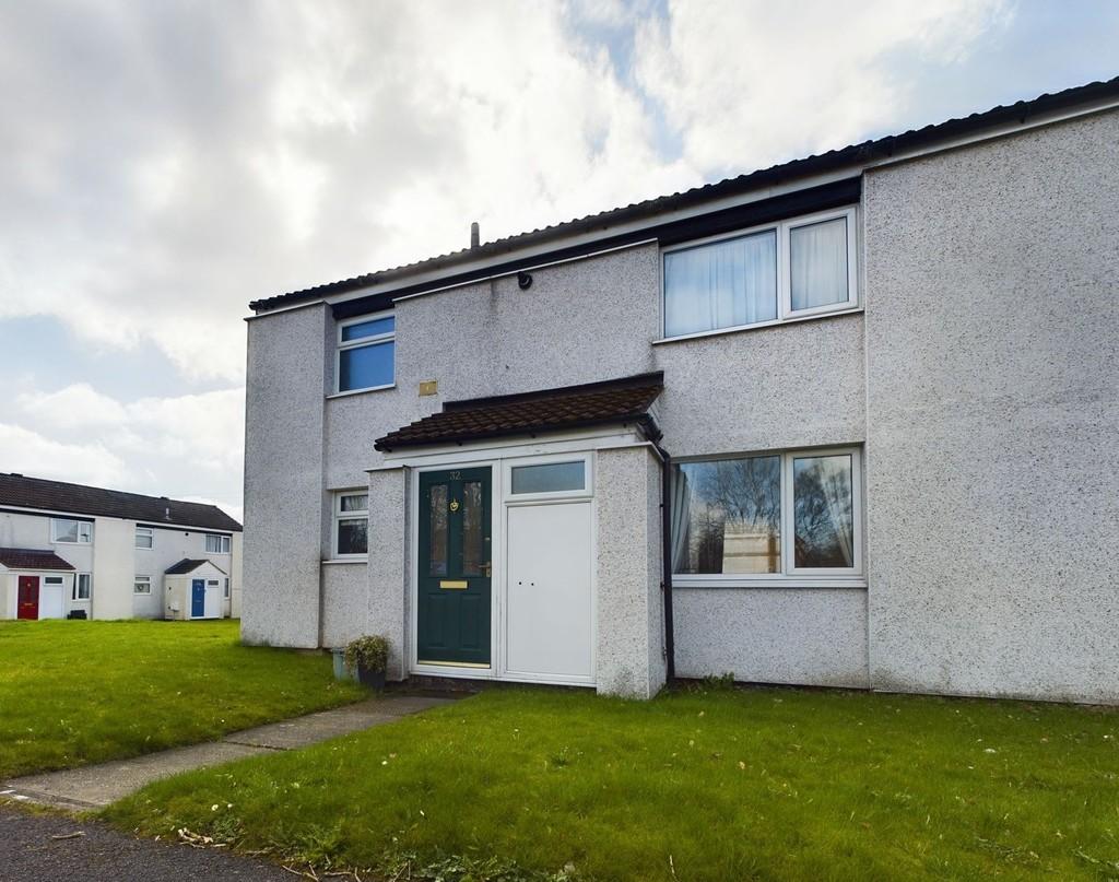 Bedford Close, Catterick Garrison 3 bed end of terrace house for sale