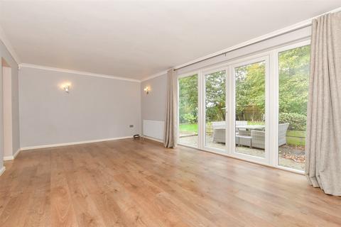 27 Beech Grove, Cliffsend, Ramsgate, CT12 5LD