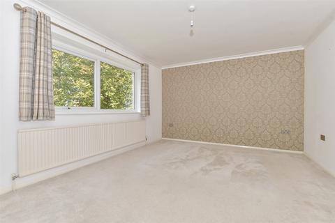 27 Beech Grove, Cliffsend, Ramsgate, CT12 5LD