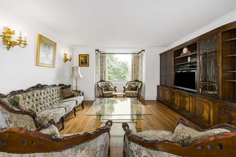 3 bedroom apartment to rent, Somerset Square, Holland Park, W14