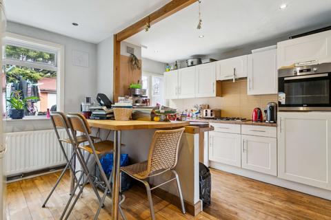 35 Burford Road, Brentford, TW8 0LR