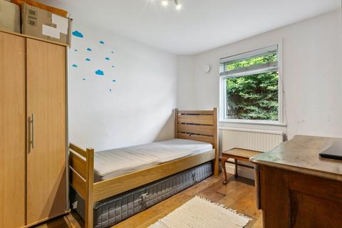 35 Burford Road, Brentford, TW8 0LR