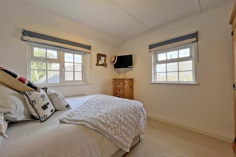 10 Forth Vean, Godolphin Cross, Helston, TR13 9RH