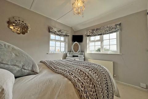 10 Forth Vean, Godolphin Cross, Helston, TR13 9RH