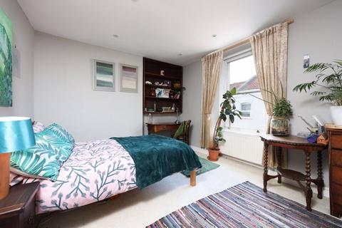6 High Street, Clifton, Bristol, BS8 2YF