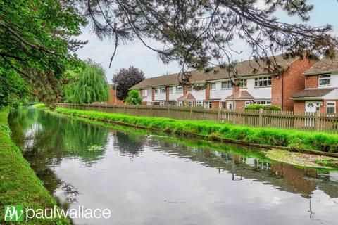 5 Croft Walk, Broxbourne, EN10 6LD