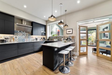 20 Clavering Road, London, E12 5EX
