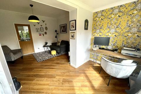4 bedroom semi-detached house for sale - Middle Drive, Darras Hall, Ponteland, NE20