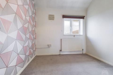 22 Dawley Green, South Ockendon, RM15 5LW