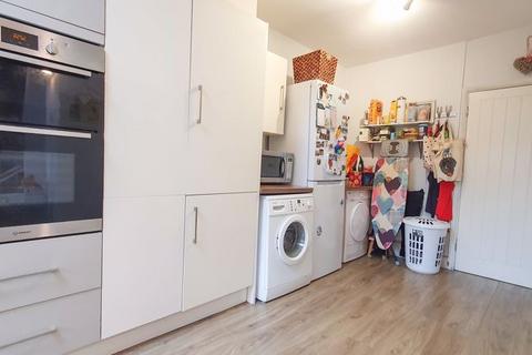 44 Barnwood Avenue, Gloucester, GL4 3AH