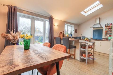 44 Barnwood Avenue, Gloucester, GL4 3AH