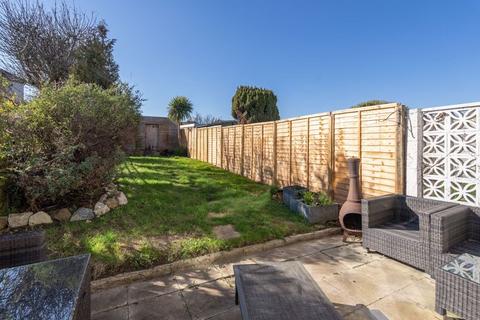 124 Henley Avenue, Sutton, SM3 9SF
