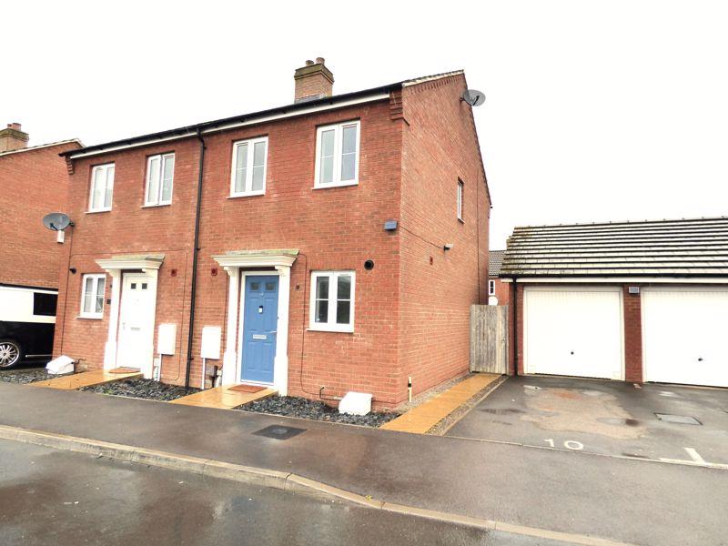 Wendling Road Kingsway, Gloucester 2 bed semidetached house for sale