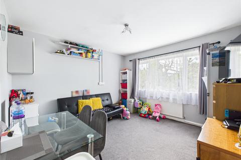 undefined, Summit Close, Edgware HA8