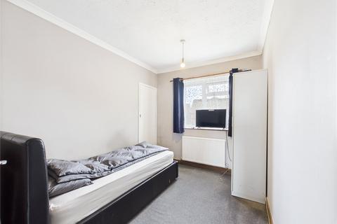 5 Summit Close, Edgware, HA8 6EJ