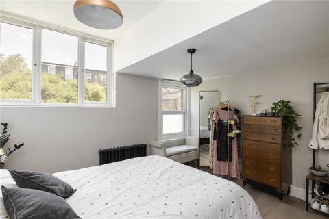 1 bedroom apartment for sale, Milkwood Road, London, SE24
