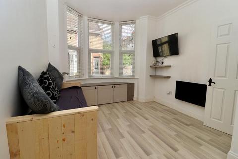 1 bedroom flat for sale - Artillery Road, Ramsgate, Kent, CT11 8PT