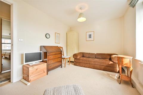 2 bedroom apartment for sale, Oaks Road, Tenterden, Kent, TN30