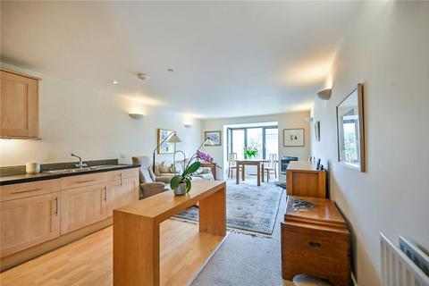 2 bedroom apartment for sale, Oaks Road, Tenterden, Kent, TN30