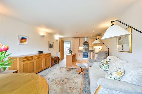 2 bedroom apartment for sale, Oaks Road, Tenterden, Kent, TN30