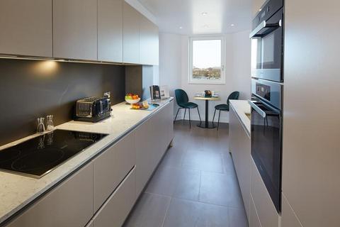 5 bedroom penthouse to rent, Ashburn Place, London SW7