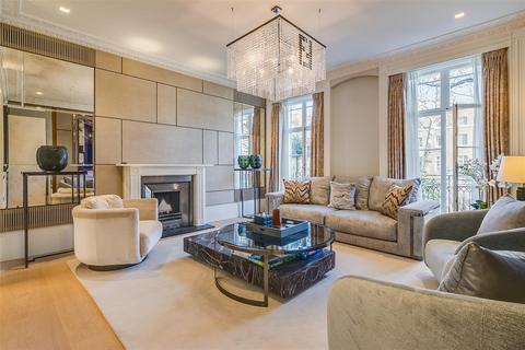 6 bedroom terraced house to rent, Brompton Square, London SW3