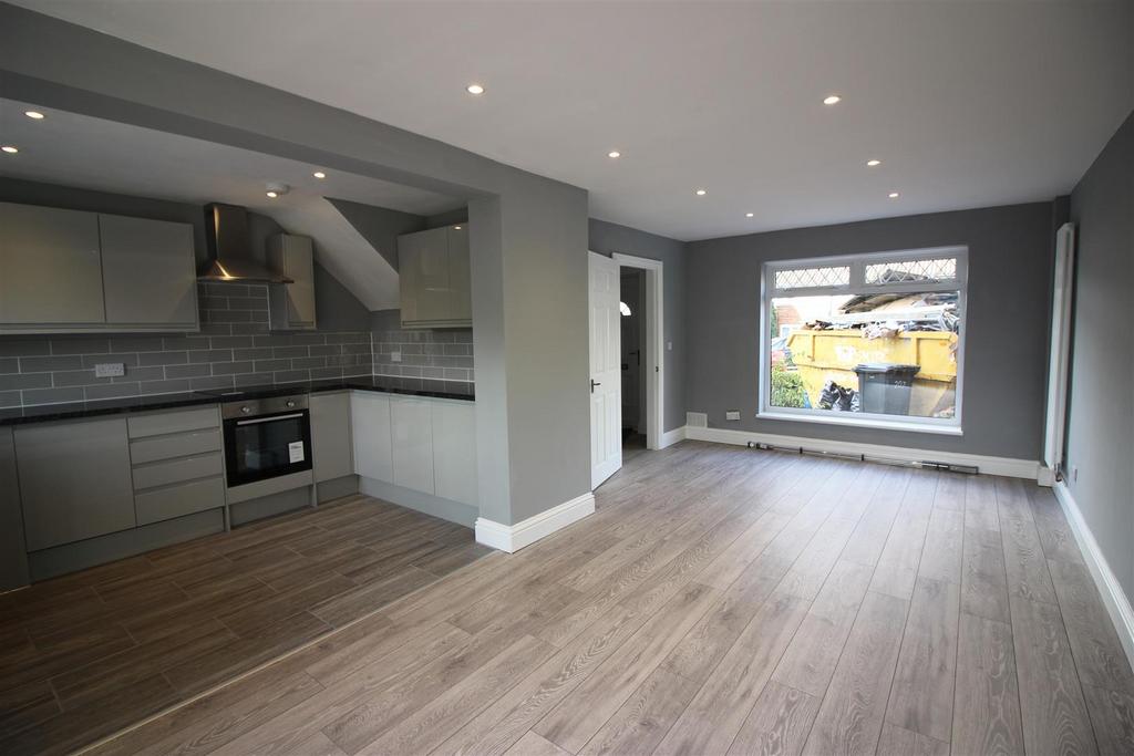 Kitchen/Diner/Lounge