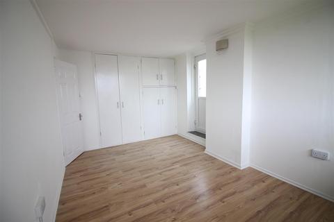 244 Northbrooks, Harlow, CM19 4DJ