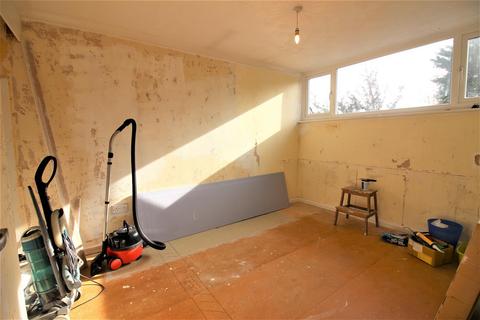 11 Miles Close, Harlow, CM19 4DX