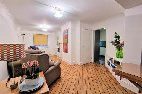 83 Abbotsweld, Harlow, CM18 6TQ