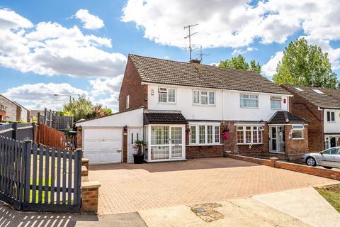 56 Latton Green, Harlow, CM18 7ES