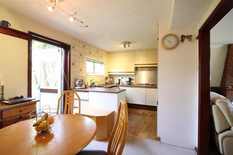 36 The Maples, Harlow, CM19 4QZ