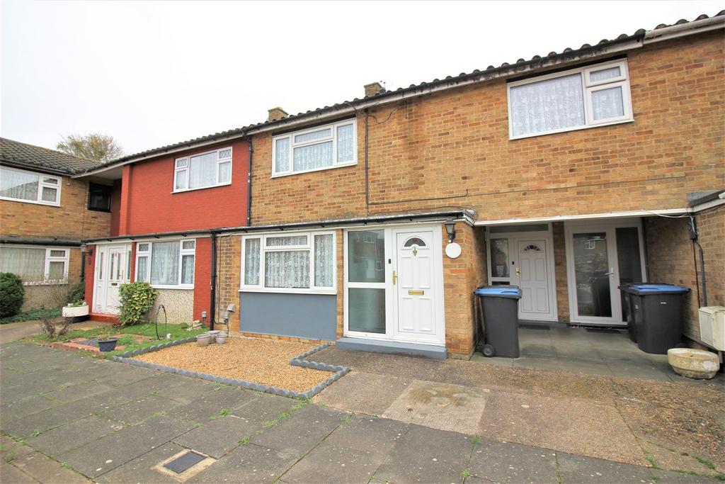 Kingsland, Harlow CM18 3 bed terraced house for sale £325,000