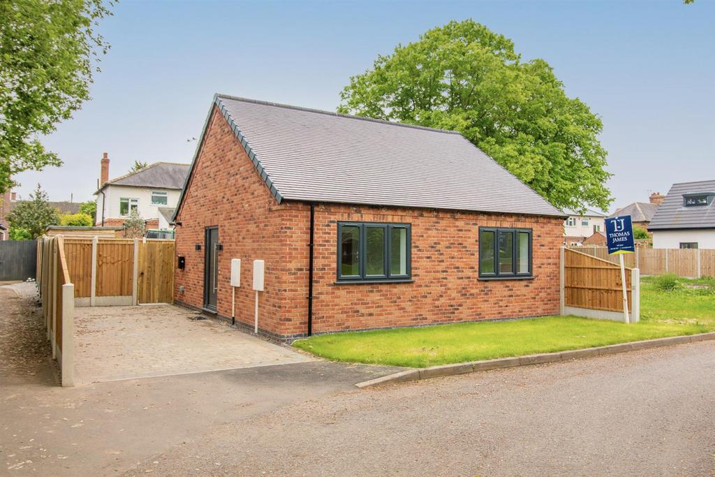 The Old Park, Cotgrave, Nottingham 2 bed detached bungalow for sale £295,000