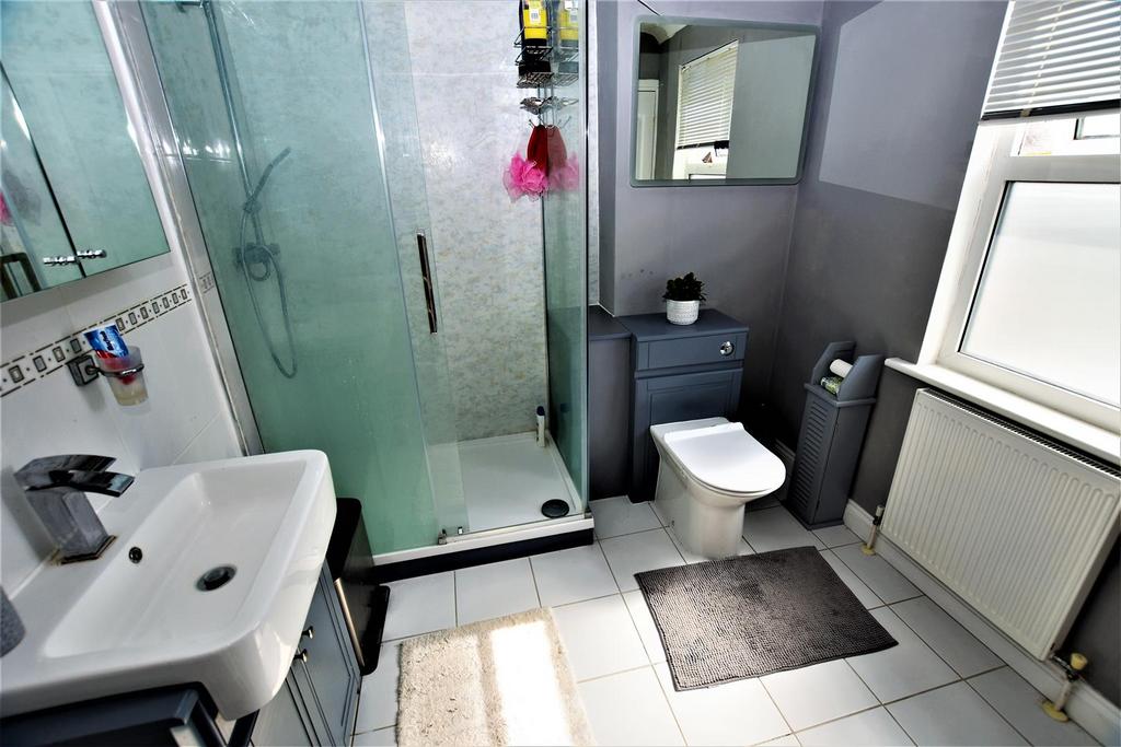 Ensuite.jpg