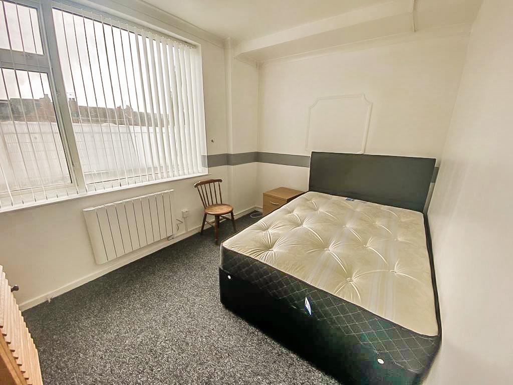 Room4 1.JPG