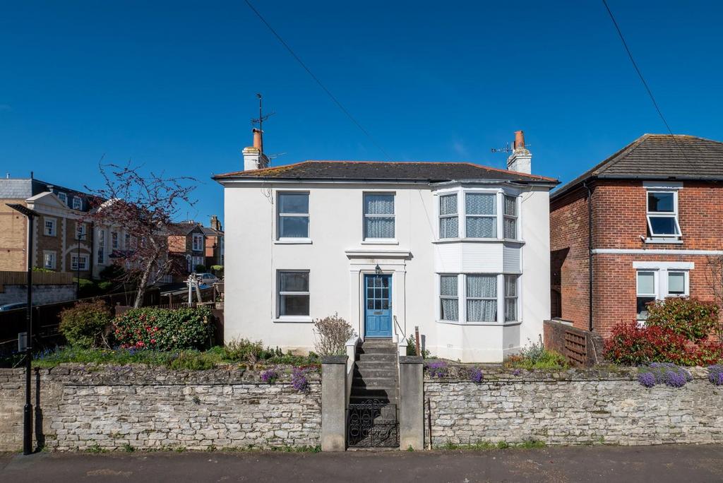 Monkton Street, Ryde 4 bed detached house for sale £385,000