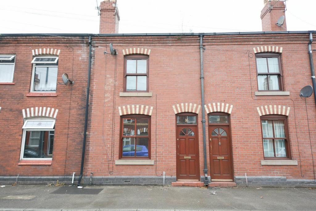 Gidlow Lane, Springfield, Wigan, WN6 7DP 2 bed terraced house £700