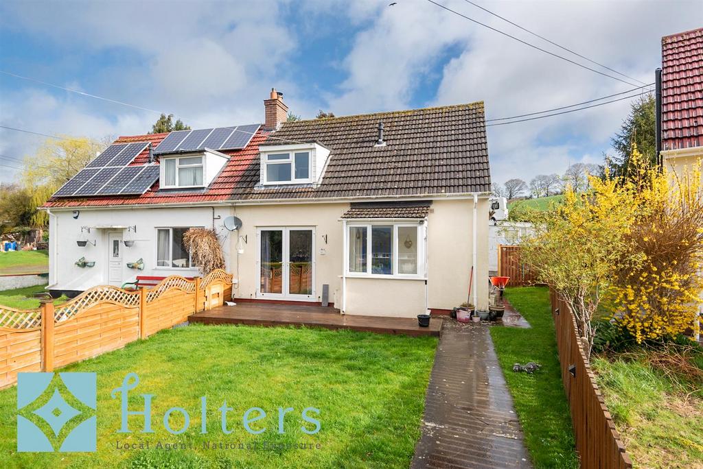 The Groesfford, Groesffordd, Brecon 2 bed semidetached house £235,000
