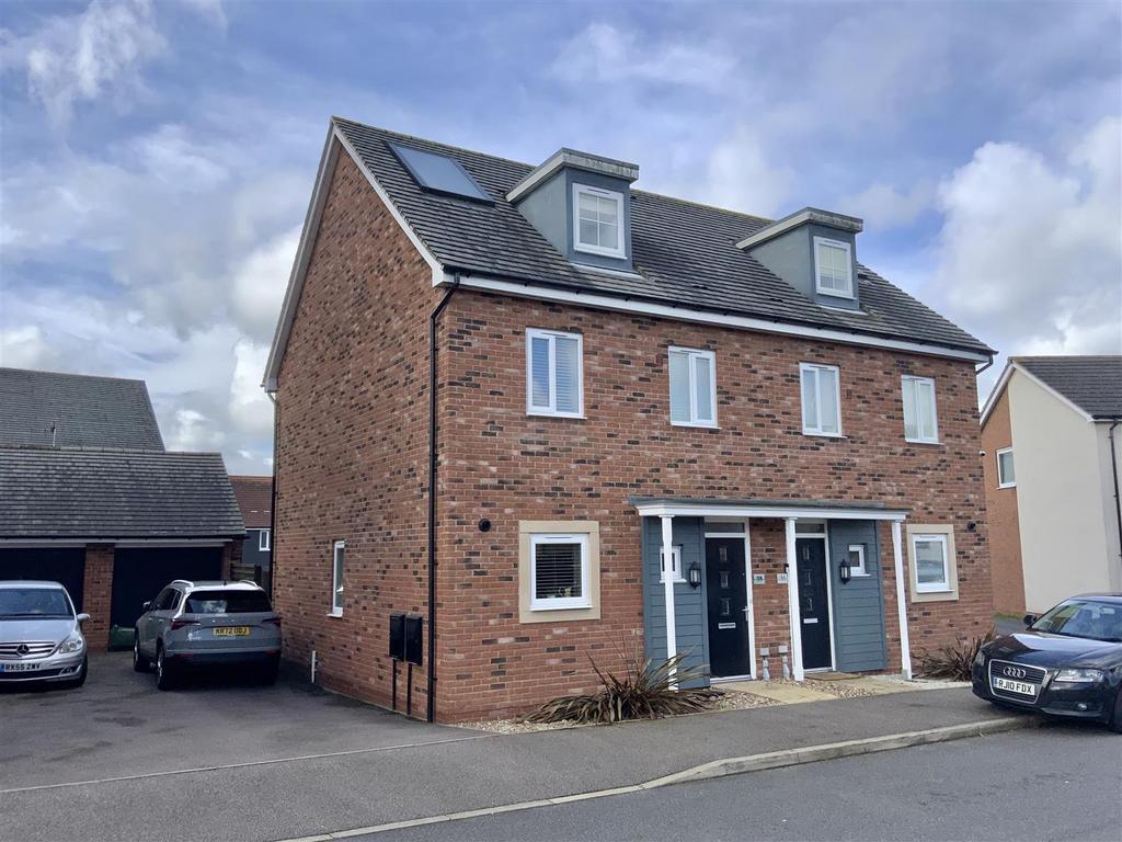 Meacham Meadow, Wolverton, Milton Keynes 3 bed semidetached house for sale £385,000