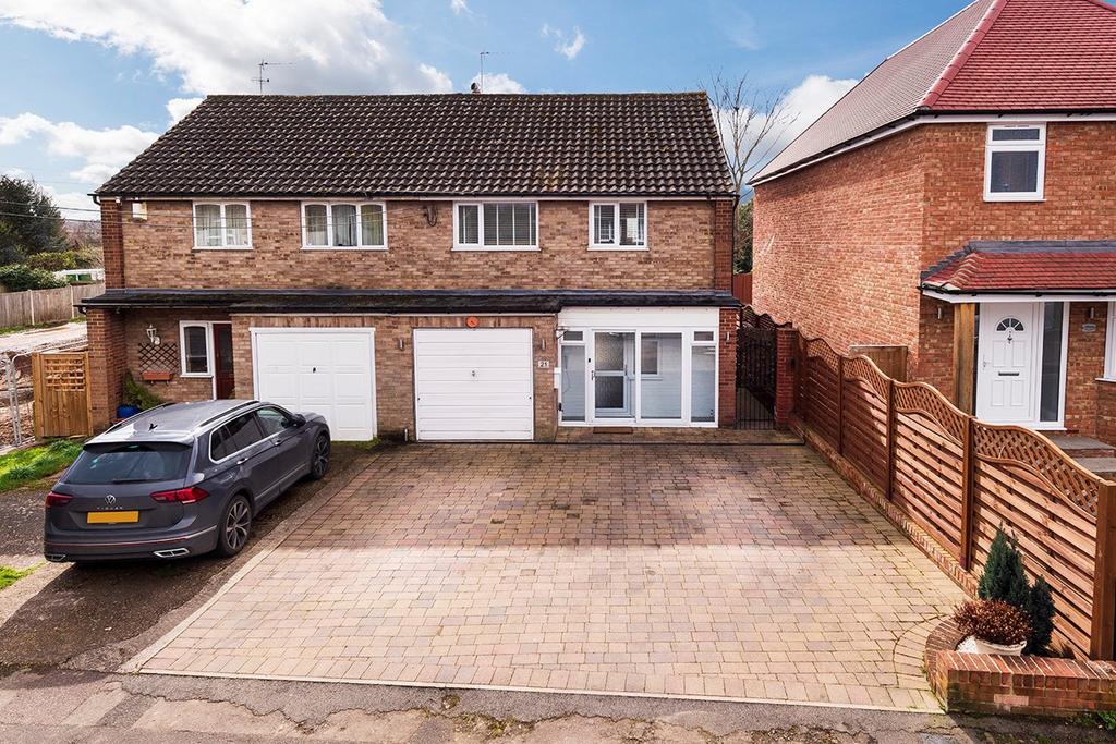 Egerton Avenue, Hextable, BR8 3 bed semidetached house for sale £475,000