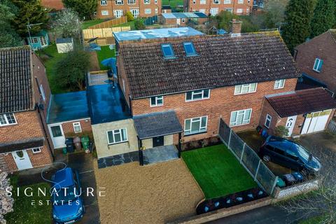 32 Manor Road, London Colney, St Albans, AL2 1PL