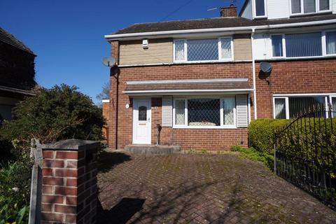 3 bedroom semi-detached house for sale - Pease Close, Pontefract